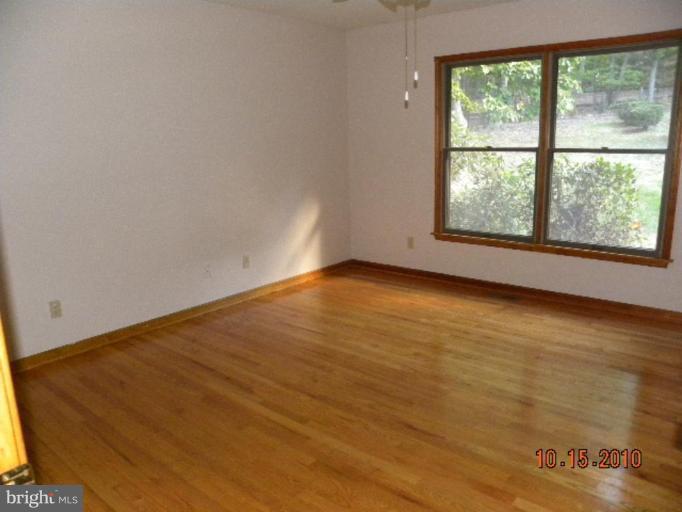 19082 Loggers Road Culpeper, VA 22701 - Photo 8 of 18 Bedroom #3