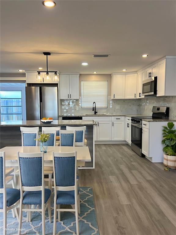 3800 Darlington Road Holiday, FL 34691 - Photo 5 of 36