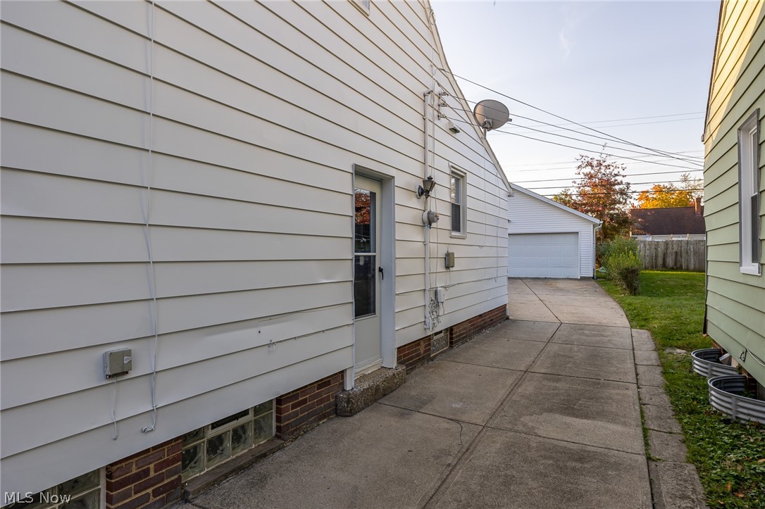 4178 Wyncote Road South Euclid, OH 44121 - Photo 31 of 34