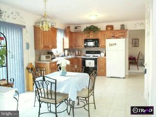 1111 Crest Road Leesport, PA 19533 - Photo 3 of 6 Gallery Image 3