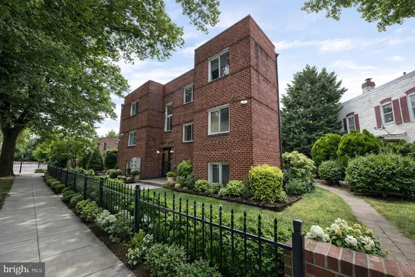 $1,500 | 500 17th Street Northeast, Unit 6, Washington, DC 20002