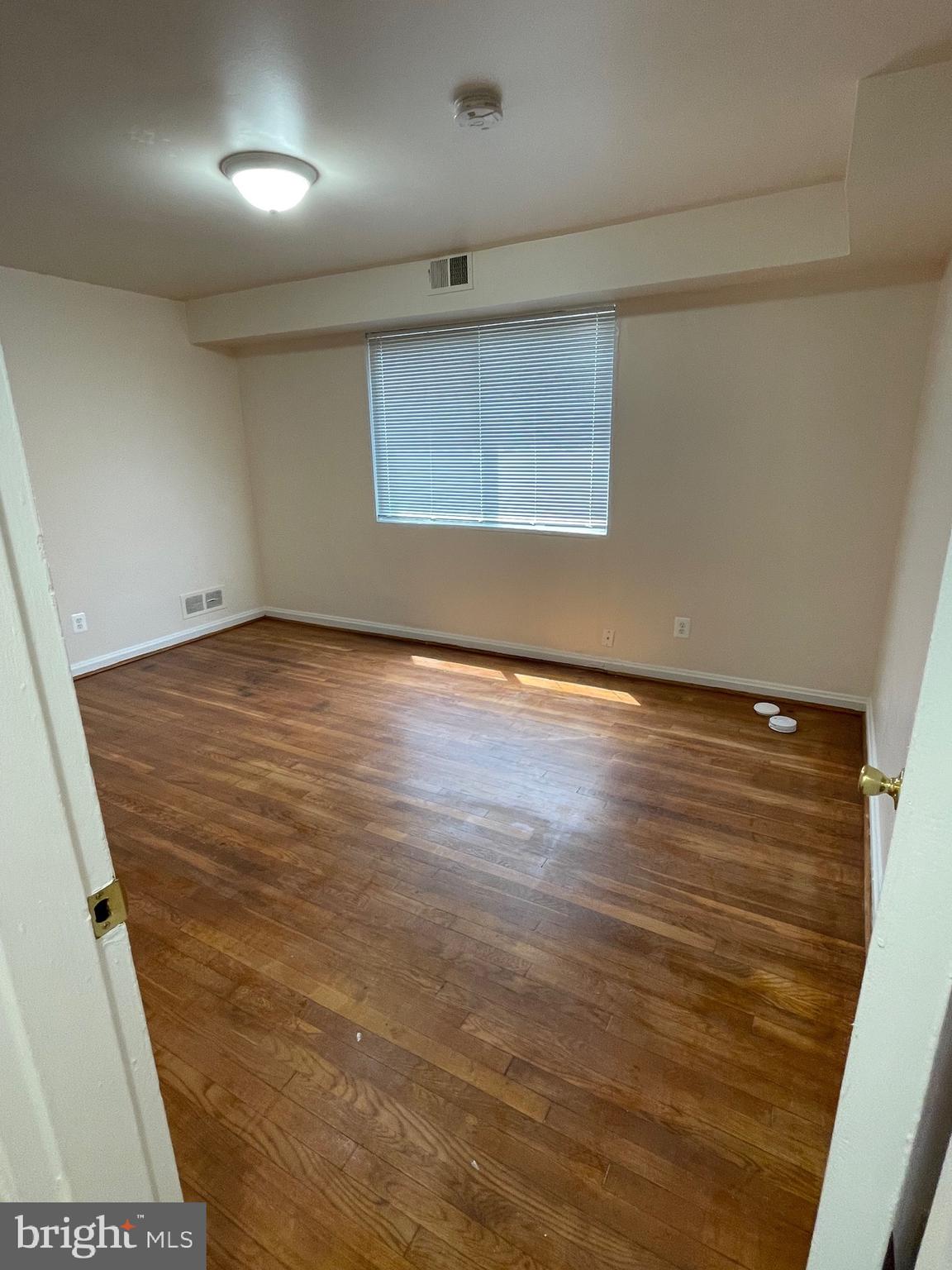 500 17th Street Northeast, Unit 6 Washington, DC 20002 - Photo 14 of 17