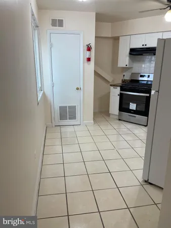 $1,500 | 500 17th Street Northeast, Unit 6, Washington, DC 20002