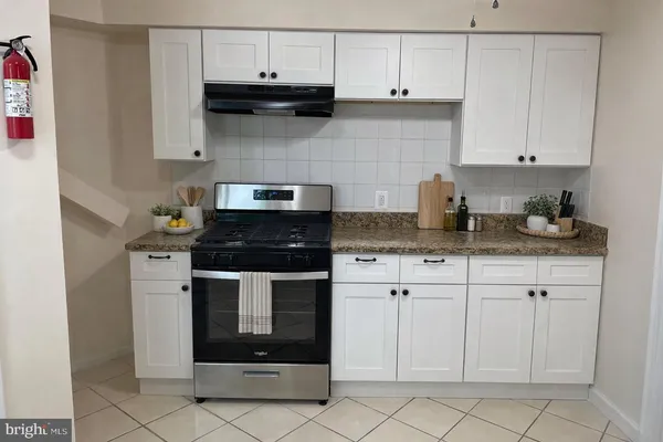 $1,500 | 500 17th Street Northeast, Unit 6, Washington, DC 20002