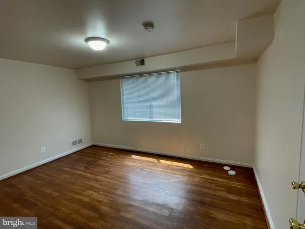 $1,500 | 500 17th Street Northeast, Unit 6, Washington, DC 20002