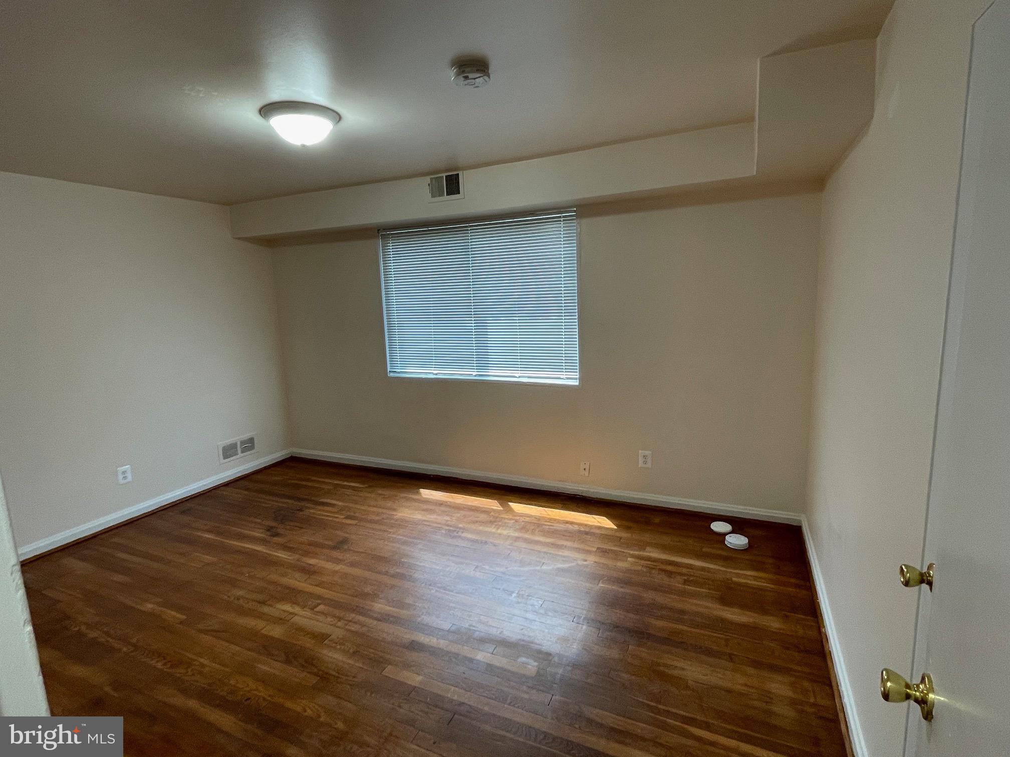 500 17th Street Northeast, Unit 6 Washington, DC 20002 - Photo 9 of 17