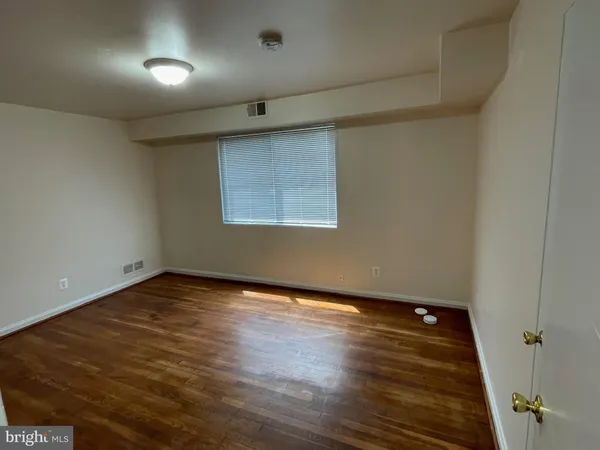 $1,500 | 500 17th Street Northeast, Unit 6, Washington, DC 20002