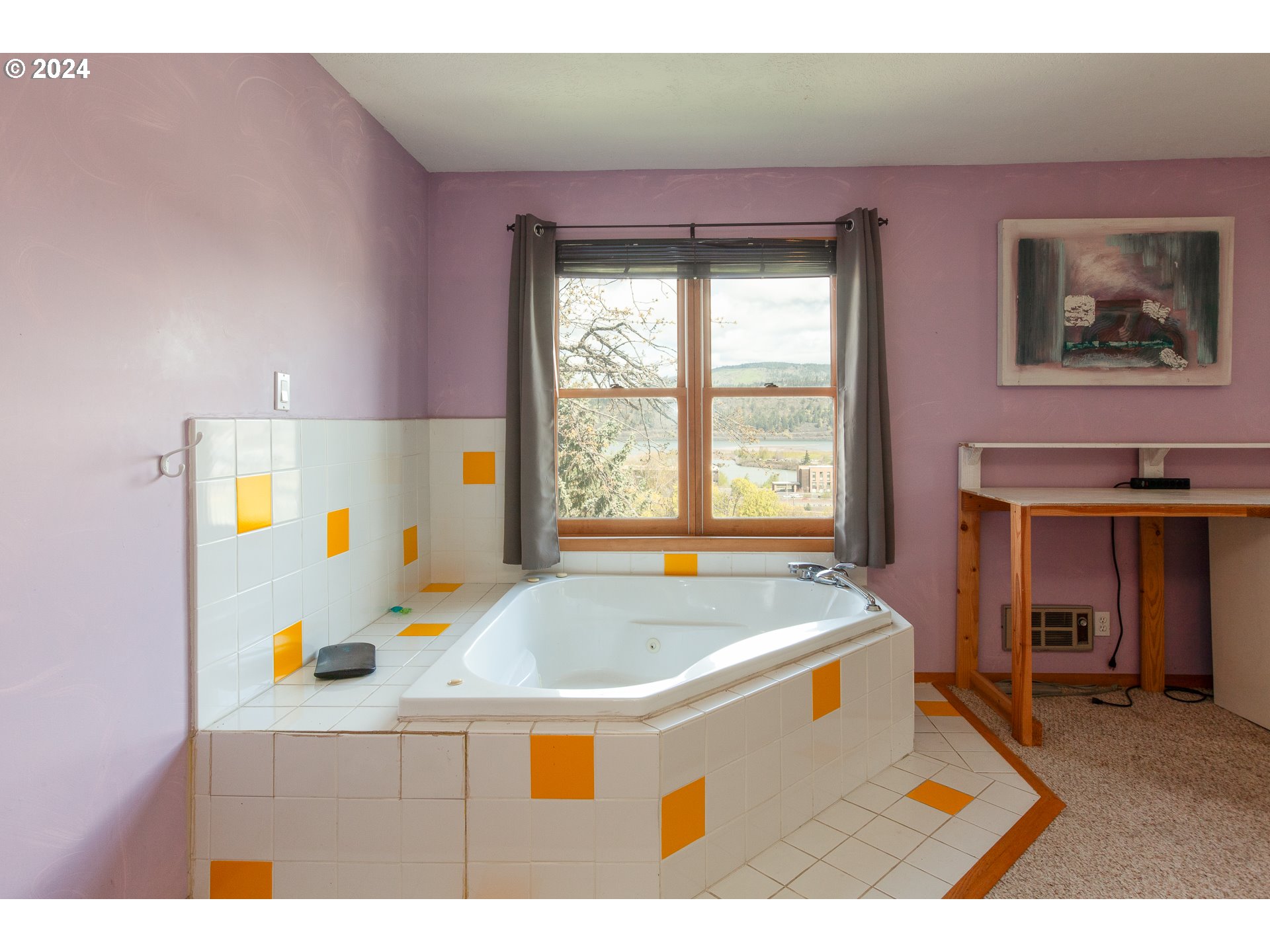 1 State Street Hood River, OR 97031 - Photo 18 of 47 a kitchen with a stove a sink and a refrigerator