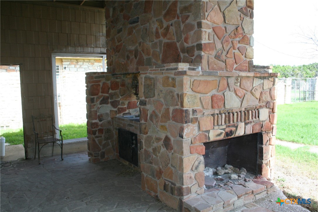 3402 Little Nolan Road Killeen, TX 76542 - Photo 15 of 37 a view of entryway with a front door