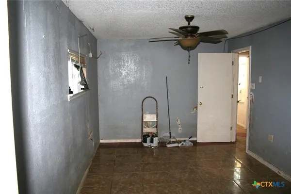 a close view of door