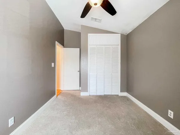 $1,425 | 601 East Burgess Road, Unit E4, Pensacola, FL 32504