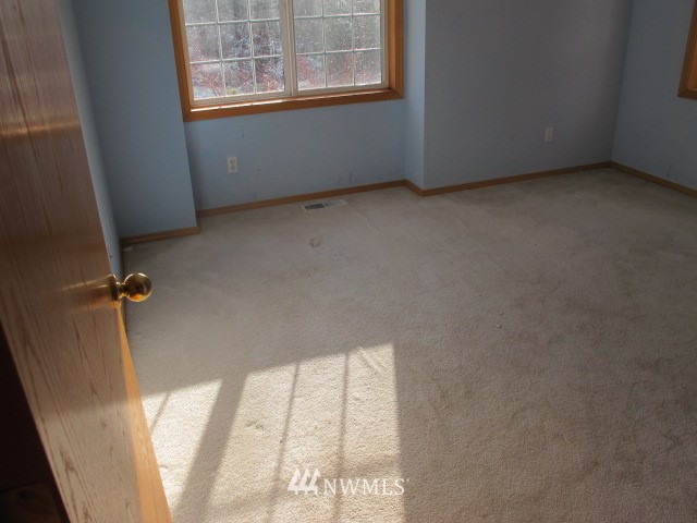 8903 Johnson Point Road Northeast Olympia, WA 98516 - Photo 13 of 17 Gallery Image 13