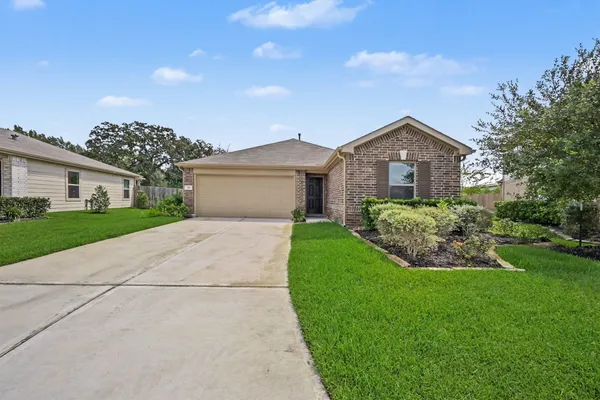 $2,000 | 518 Sabino Sky Court, Magnolia, TX 77354