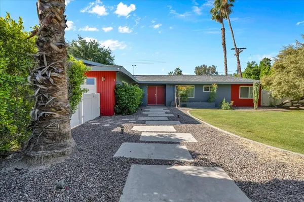 $1,200,000 | 2109 East Paseo Gracia, Palm Springs, CA 92262