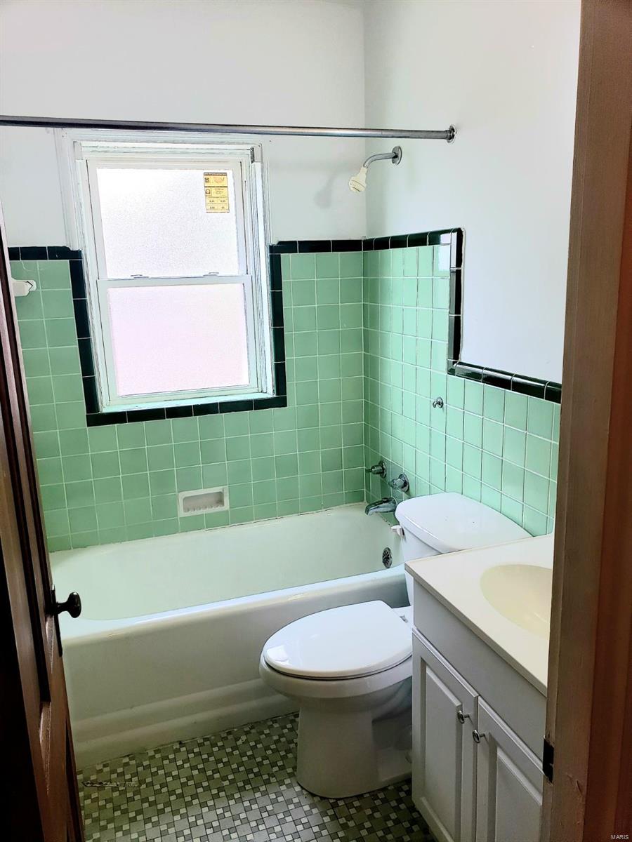 6926 Natural Bridge Road St. Louis, MO 63121 - Photo 6 of 11