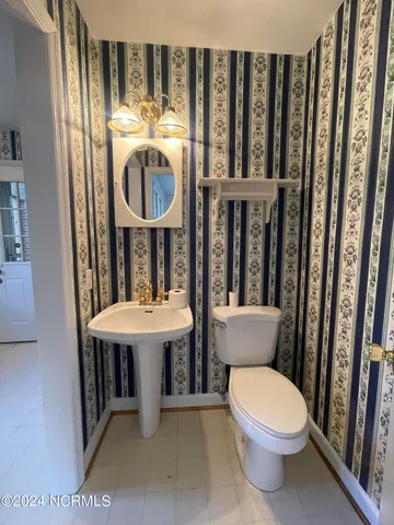 $1,400 | 315 Brookview Drive, Jacksonville, NC 28540