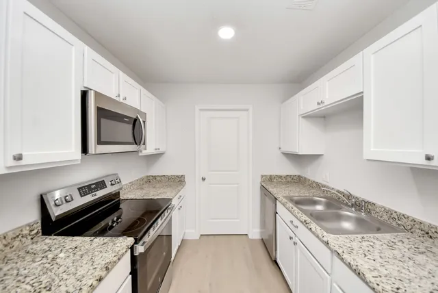 $199,900 | 16124 Brettwood Lane, Splendora, TX 77372