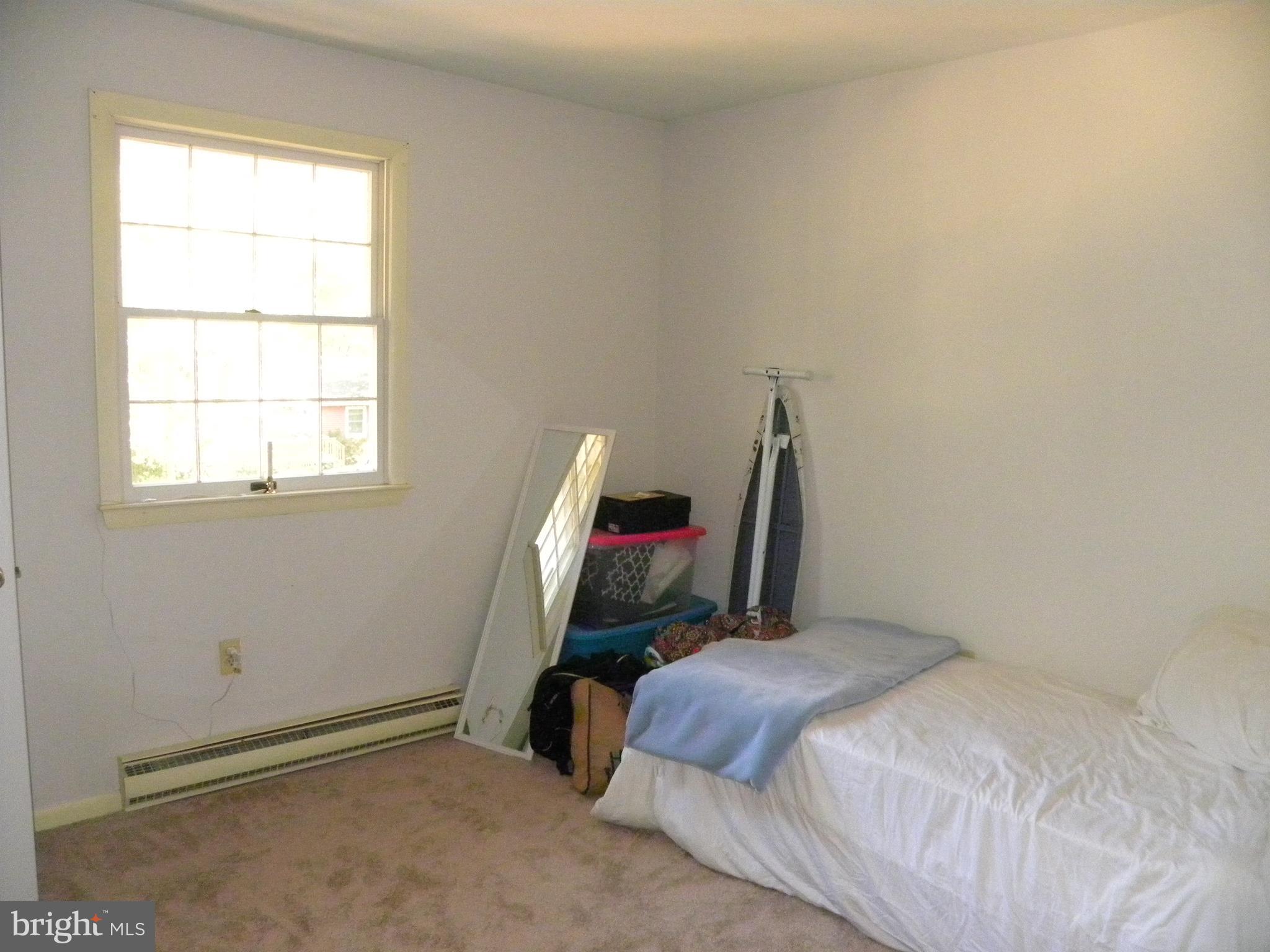 109 Tamarack Road Chestertown, MD 21620 - Photo 22 of 28 Smallest bedroom.