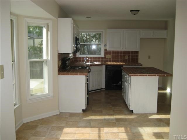 7401 Pennsylvania Court Raleigh, NC 27615 - Photo 3 of 11 Gallery Image 3