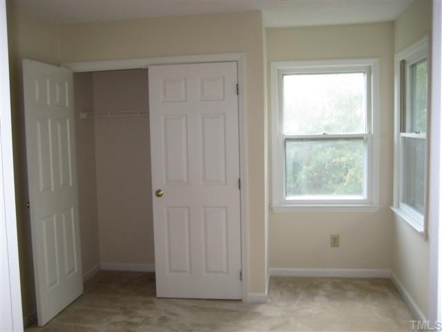 7401 Pennsylvania Court Raleigh, NC 27615 - Photo 7 of 11 Gallery Image 7