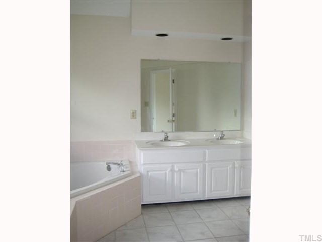 7401 Pennsylvania Court Raleigh, NC 27615 - Photo 9 of 11 Gallery Image 9