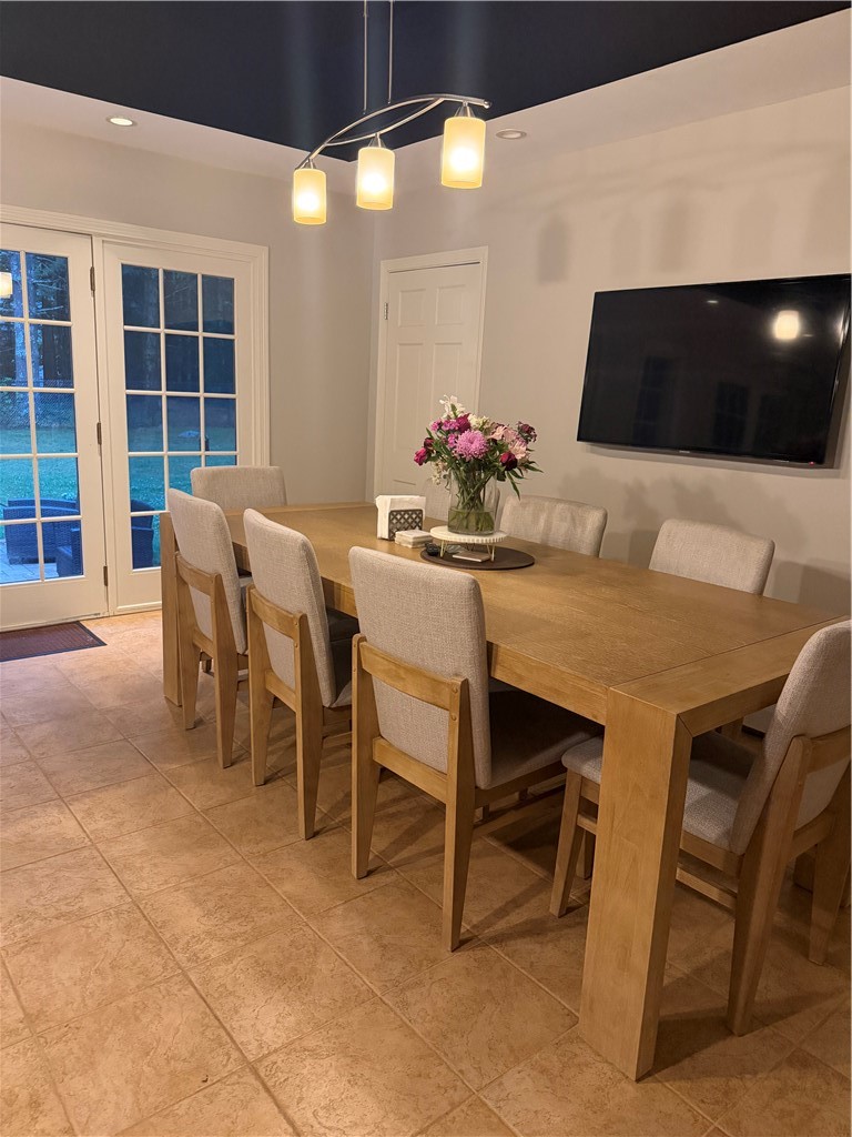 3720 Division Road East Greenwich, RI 02818 - Photo 20 of 38