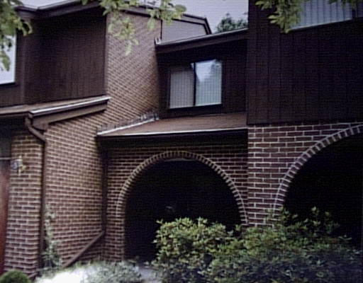 5 Country Club Road, Unit 10 Peabody, MA 01960 - Photo 1 of 1 Gallery Image 1