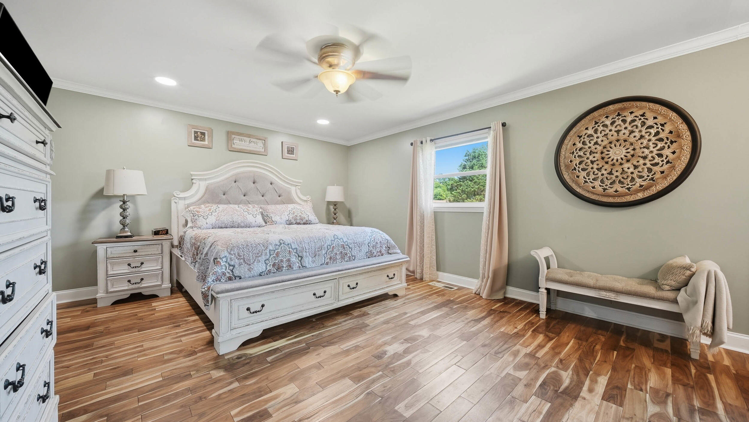 205 Masters Road Hixson, TN 37343 - Photo 18 of 40 Spacious Primary Bedroom Retreat