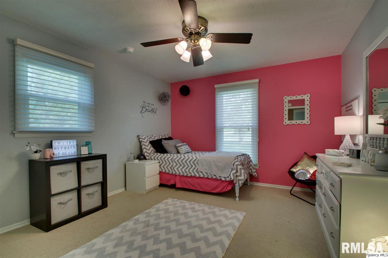 6712 White Oak Road Quincy, IL 62305 - Photo 8 of 15 Gallery Image 8