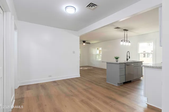 $189,900 | 418 Birch Street, New Iberia, LA 70563