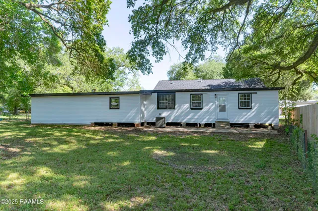 $189,900 | 418 Birch Street, New Iberia, LA 70563