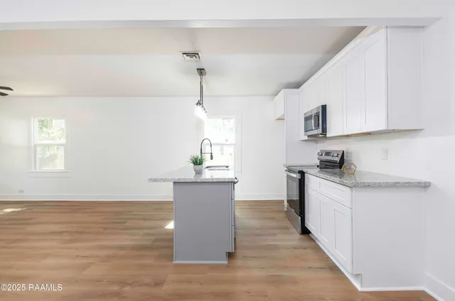 $189,900 | 418 Birch Street, New Iberia, LA 70563