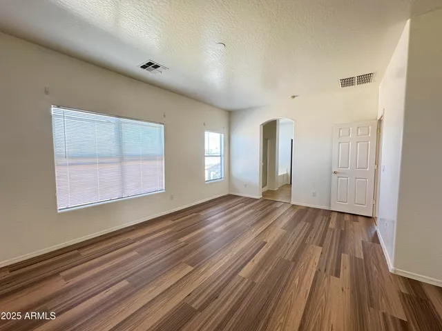 $1,899 | 33433 North Madison Way Drive, San Tan Valley, AZ 85144