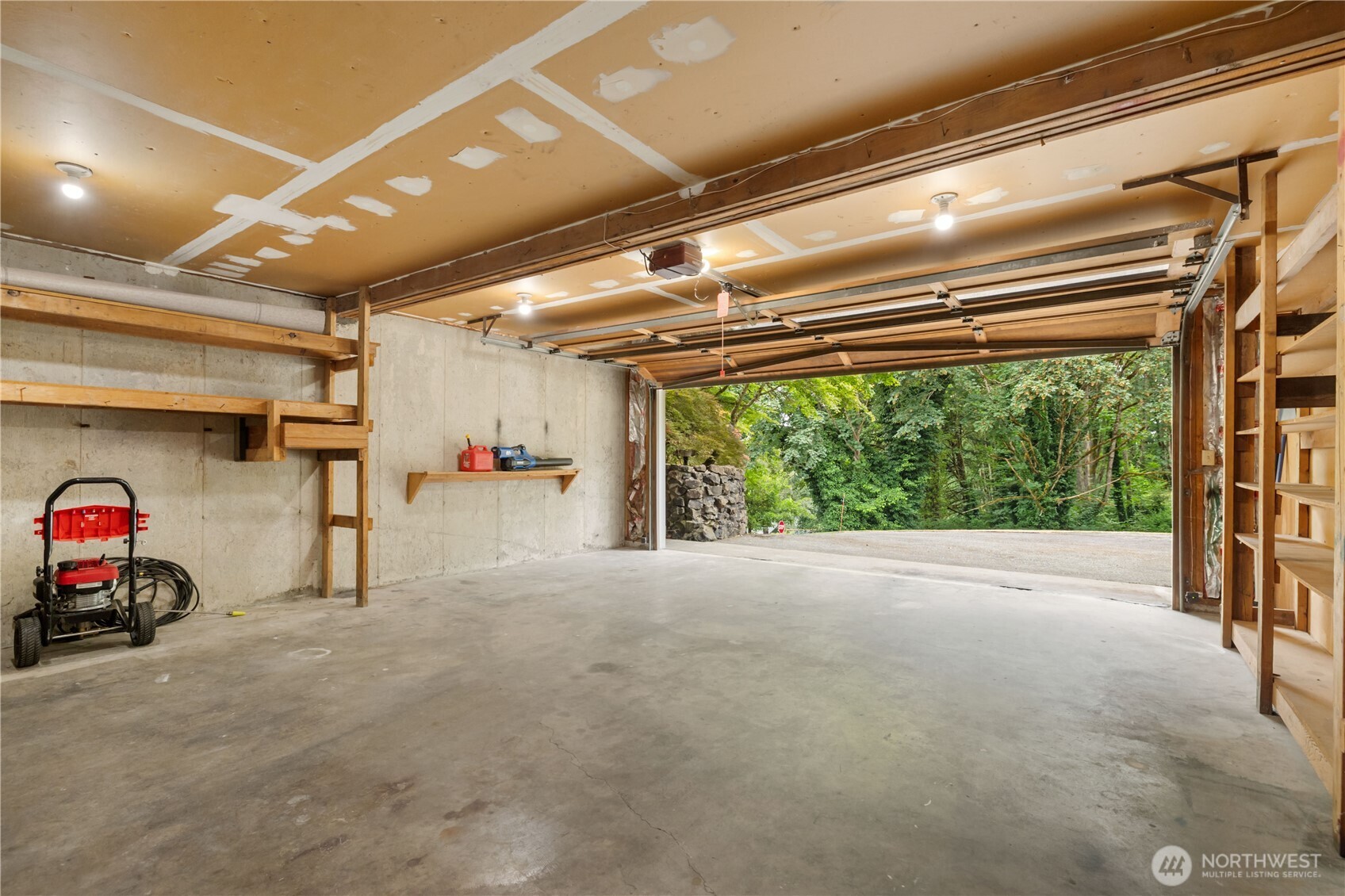 1917 Higgins Road Southeast Port Orchard, WA 98366 - Photo 27 of 30 Gallery Image 27