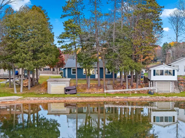 $499,900 | 9355 North Kelly Lake Road, Suring, WI 54174