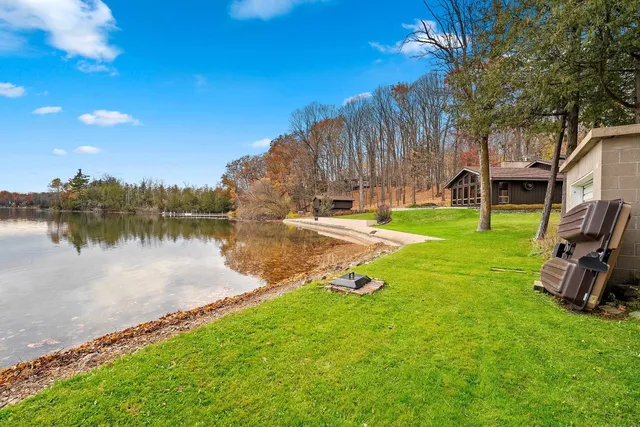 $499,900 | 9355 North Kelly Lake Road, Suring, WI 54174