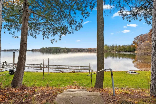 $499,900 | 9355 North Kelly Lake Road, Suring, WI 54174