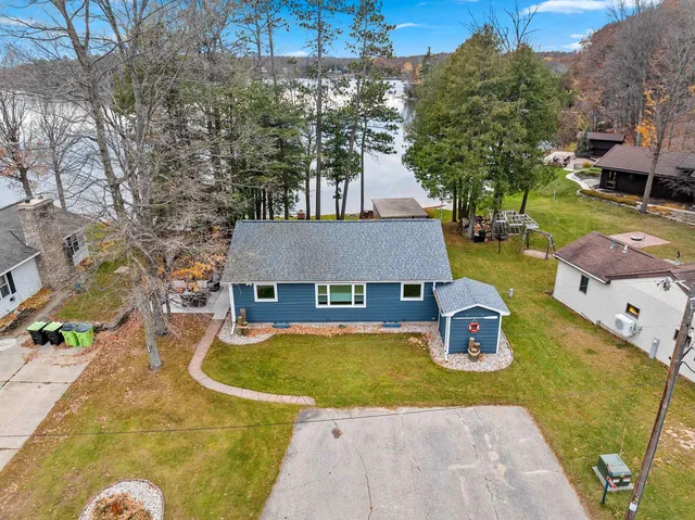 $499,900 | 9355 North Kelly Lake Road, Suring, WI 54174