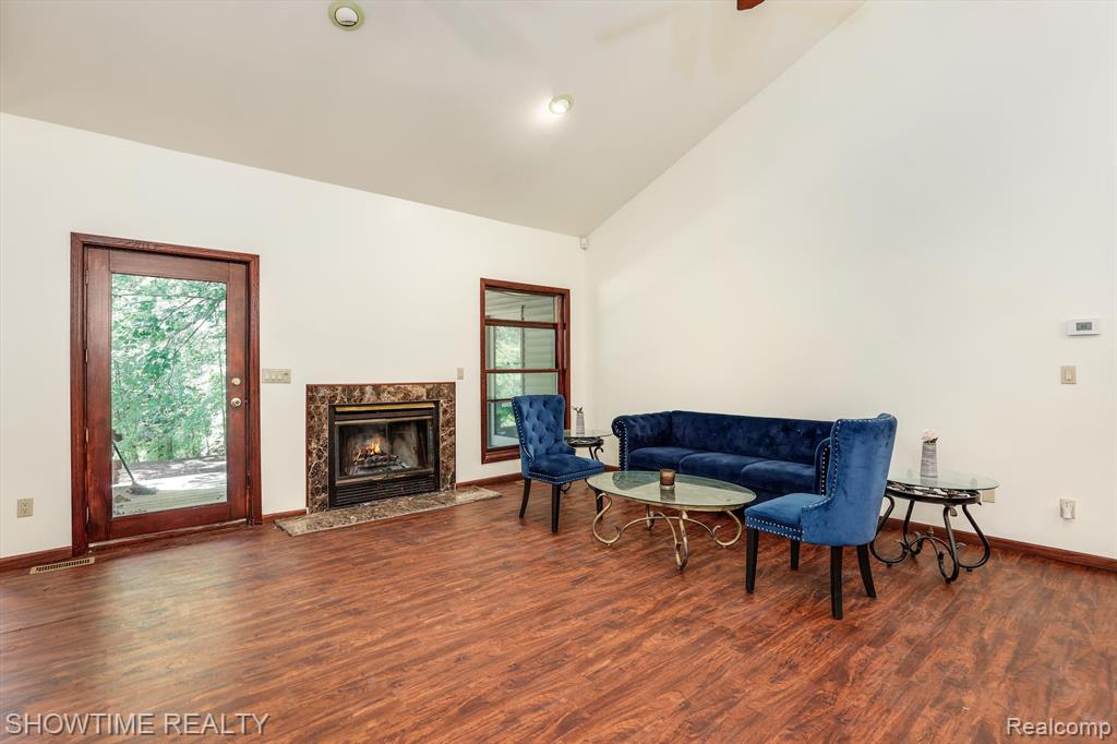 12374 Whittaker Road Milan, MI 48160 - Photo 14 of 40 Gallery Image 14