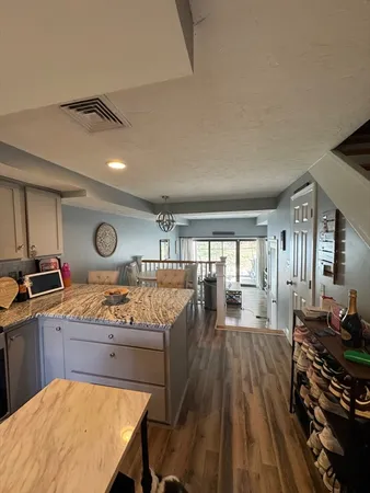 $2,600 | 326 Sterling Street, Unit C4, West Boylston, MA 01583