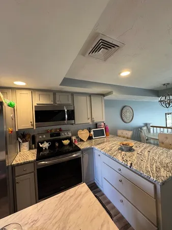 $2,600 | 326 Sterling Street, Unit C4, West Boylston, MA 01583