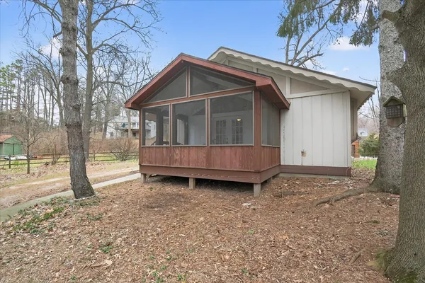 $235,000 | 123 Kochs Bay, Grass Lake, MI 49240