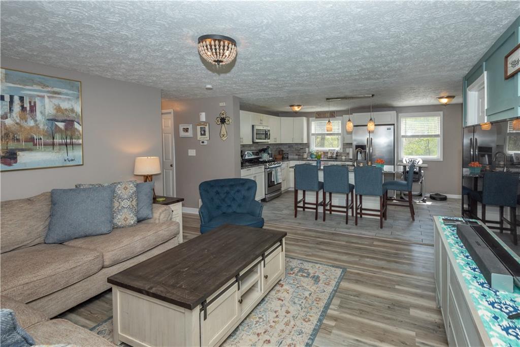 416 Donnell Road New Kensington, PA 15068 - Photo 6 of 25 Gallery Image 6