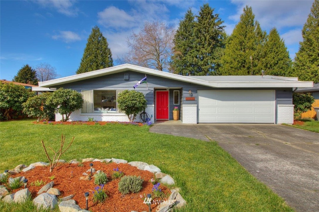 17819 110th Avenue Southeast Renton, WA 98055 - Photo 1 of 25 Gallery Image 1