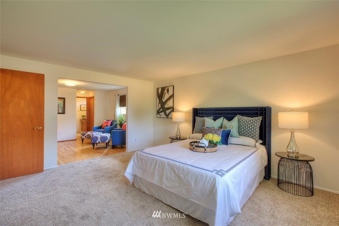 17819 110th Avenue Southeast Renton, WA 98055 - Photo 16 of 25 Gallery Image 16