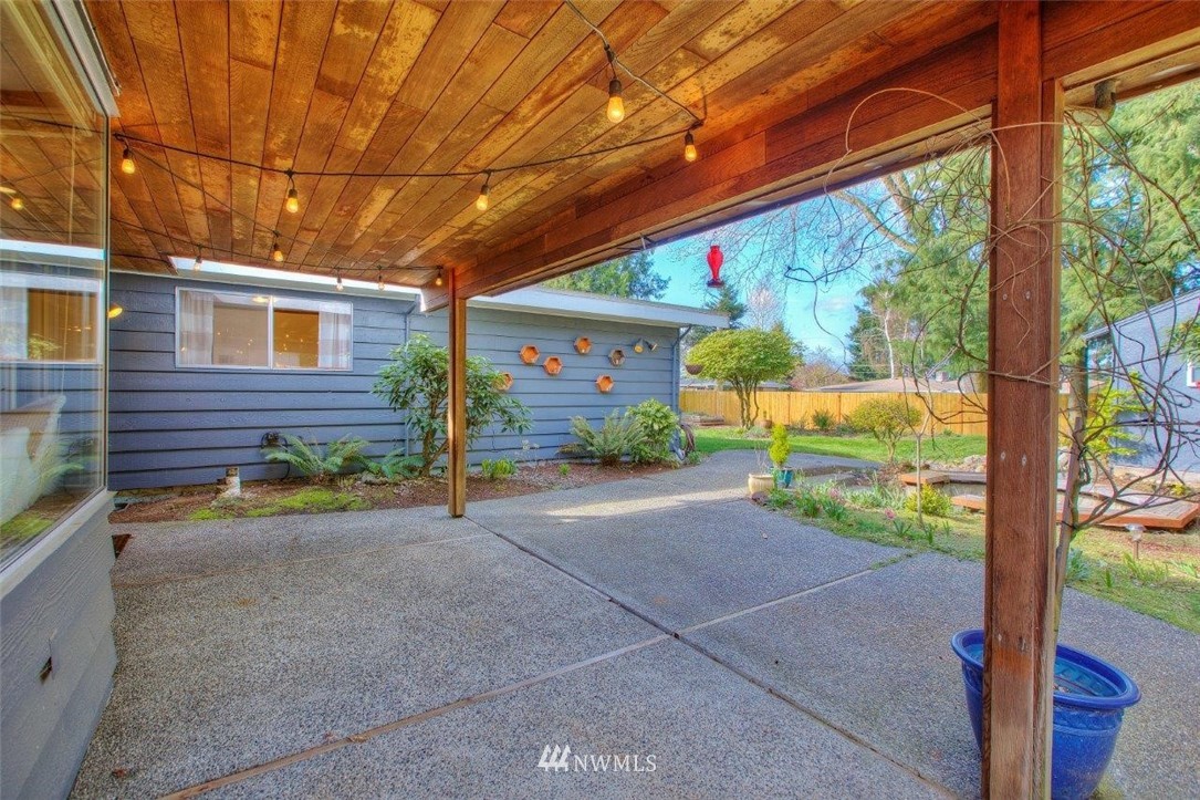 17819 110th Avenue Southeast Renton, WA 98055 - Photo 21 of 25 Gallery Image 21