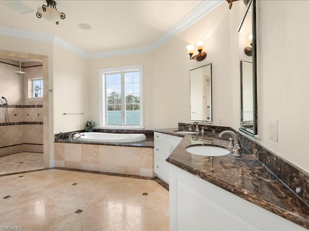 540 Ridge Drive Naples, FL 34108 - Photo 22 of 35 Gallery Image 22
