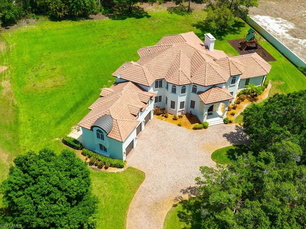 540 Ridge Drive Naples, FL 34108 - Photo 30 of 35 Gallery Image 30