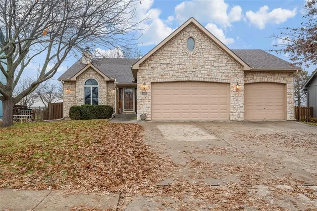 $379,000 | 29612 West 184th Street, Gardner, KS 66030