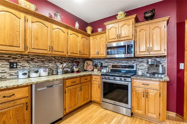 $379,000 | 29612 West 184th Street, Gardner, KS 66030